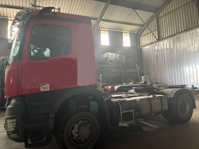 Mercedes AROCS 2046 - Vilcējs: foto 1 Mercedes AROCS 2046 - Vilcējs: foto 1
