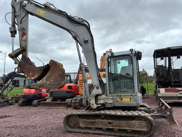 Volvo ECR 88D - Mini-ekskavators: foto 4 Volvo ECR 88D - Mini-ekskavators: foto 4