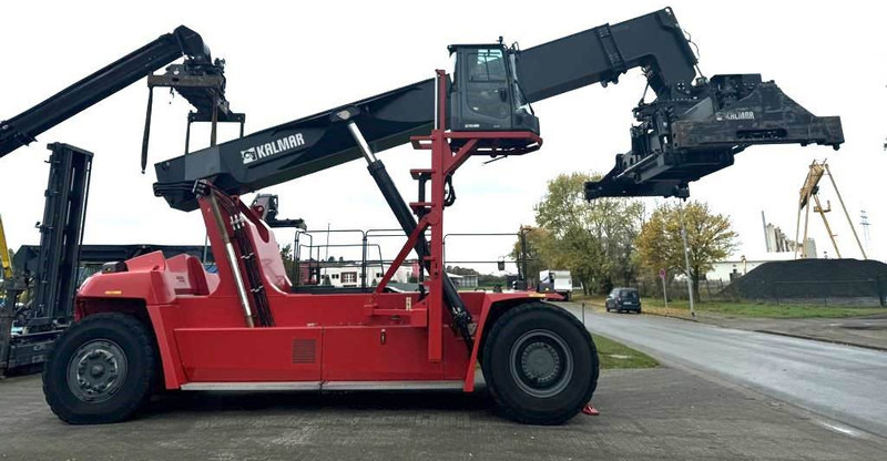 Kalmar DRG450-70S5XS - Sānu konteineru krāvējs: foto 1 Kalmar DRG450-70S5XS - Sānu konteineru krāvējs: foto 1