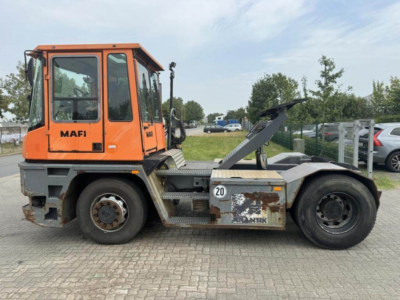 Mafi MT36 4x4DL - Termināļa traktors: foto 1 Mafi MT36 4x4DL - Termināļa traktors: foto 1