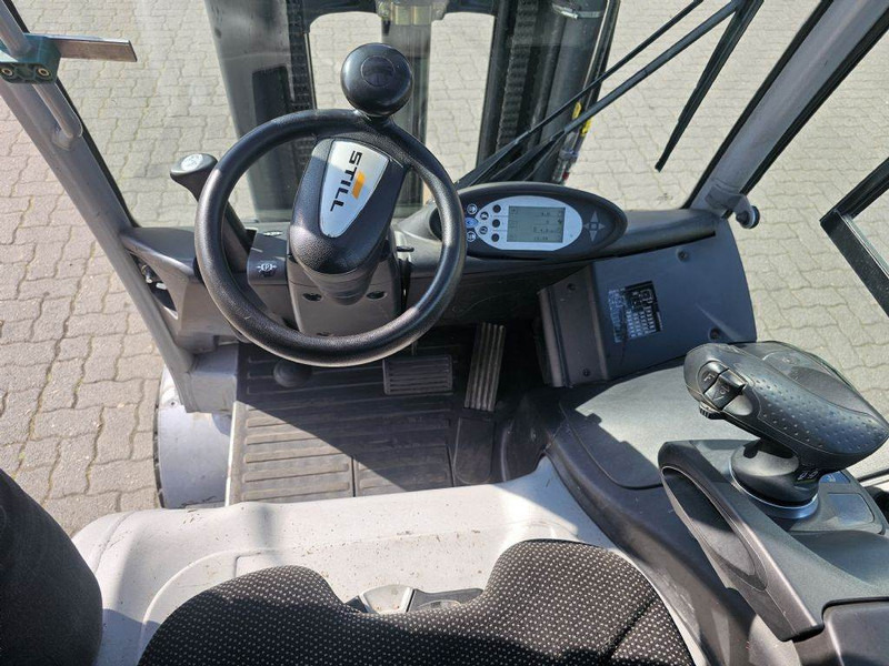 Elektroiekrāvējs Still RX60-30: foto 9 Elektroiekrāvējs Still RX60-30: foto 9