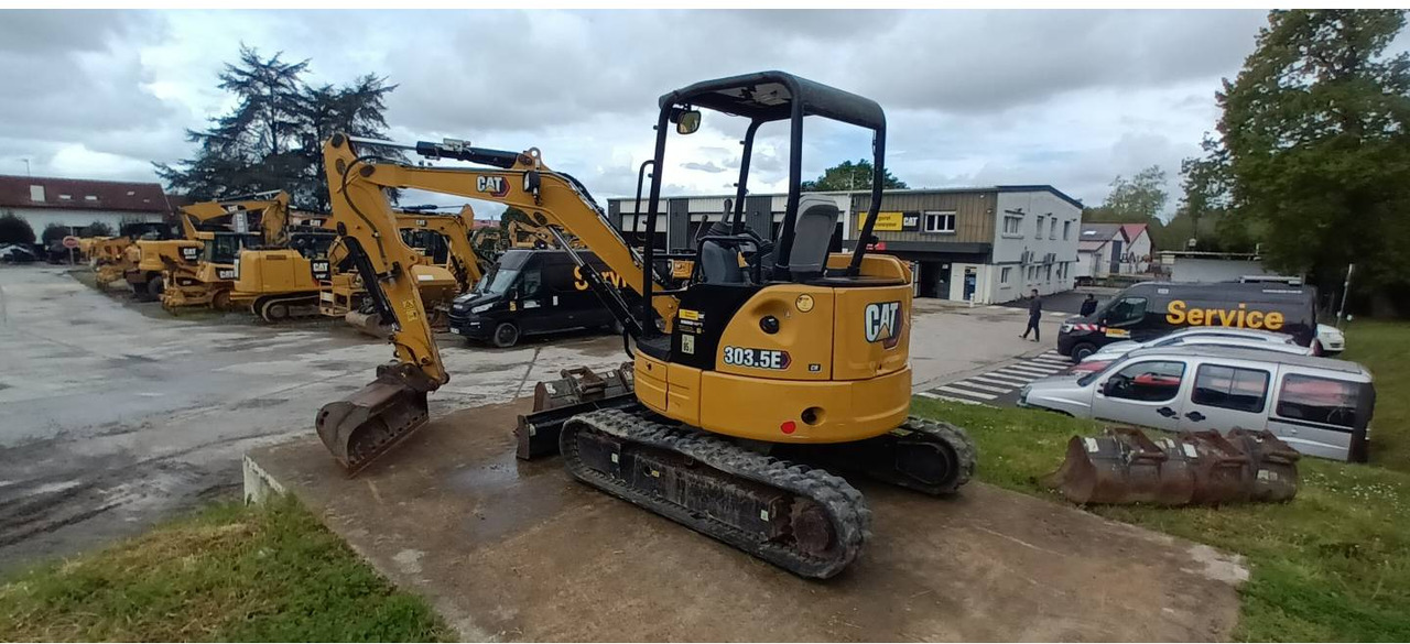 CAT 303.5E CR - Kāpurķēžu ekskavators: foto 1 CAT 303.5E CR - Kāpurķēžu ekskavators: foto 1