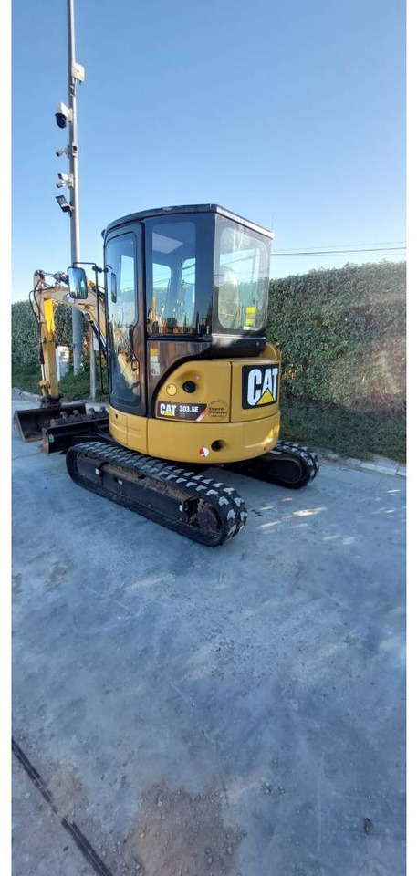 CAT 303.5E CR - Kāpurķēžu ekskavators: foto 4 CAT 303.5E CR - Kāpurķēžu ekskavators: foto 4