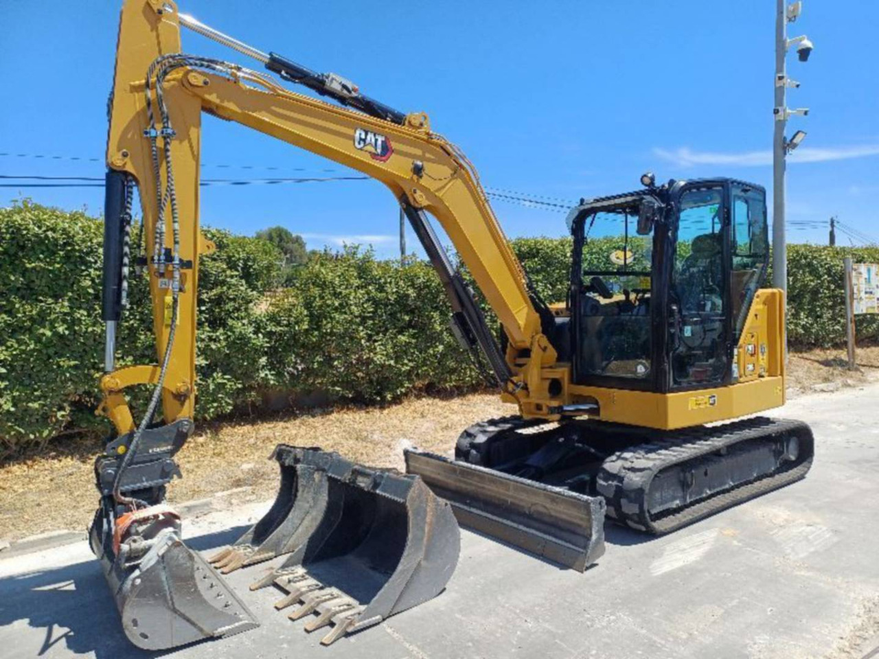CAT 306 CR - Kāpurķēžu ekskavators: foto 1 CAT 306 CR - Kāpurķēžu ekskavators: foto 1