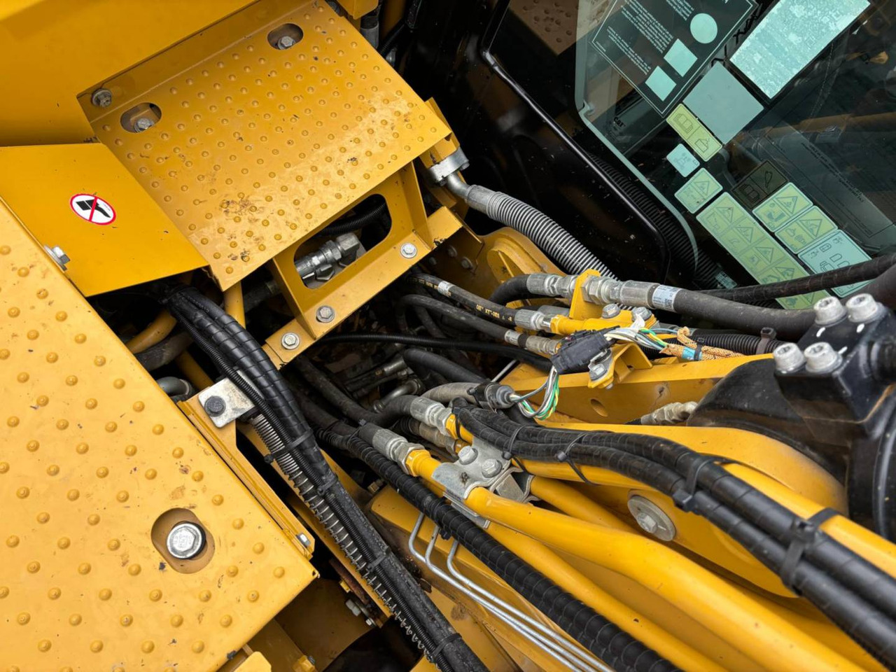 Kāpurķēžu ekskavators CAT 315: foto 23
