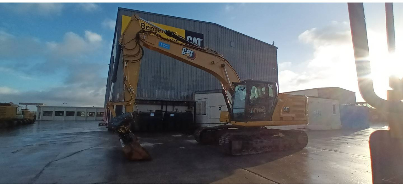 CAT 320 GC - Kāpurķēžu ekskavators: foto 1 CAT 320 GC - Kāpurķēžu ekskavators: foto 1