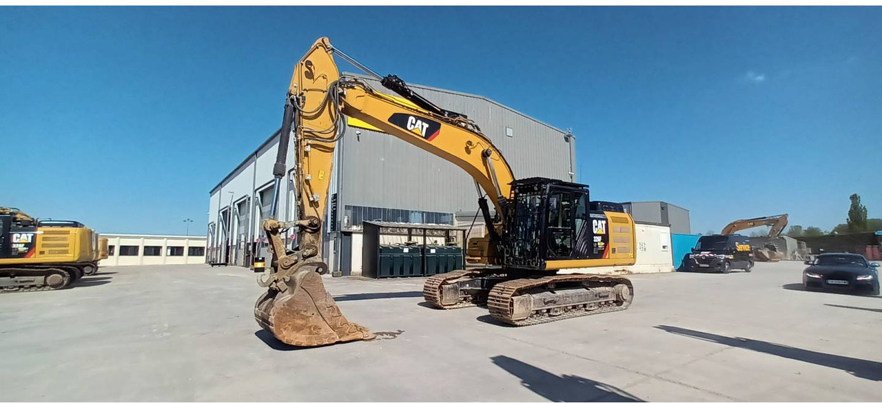 CAT 326F - Kāpurķēžu ekskavators: foto 1 CAT 326F - Kāpurķēžu ekskavators: foto 1