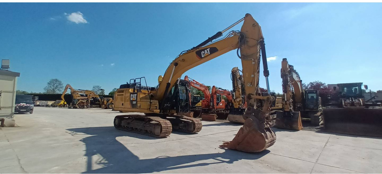 CAT 326F - Kāpurķēžu ekskavators: foto 2 CAT 326F - Kāpurķēžu ekskavators: foto 2