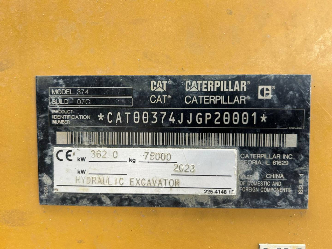 CAT 374 līzingu CAT 374: foto 6