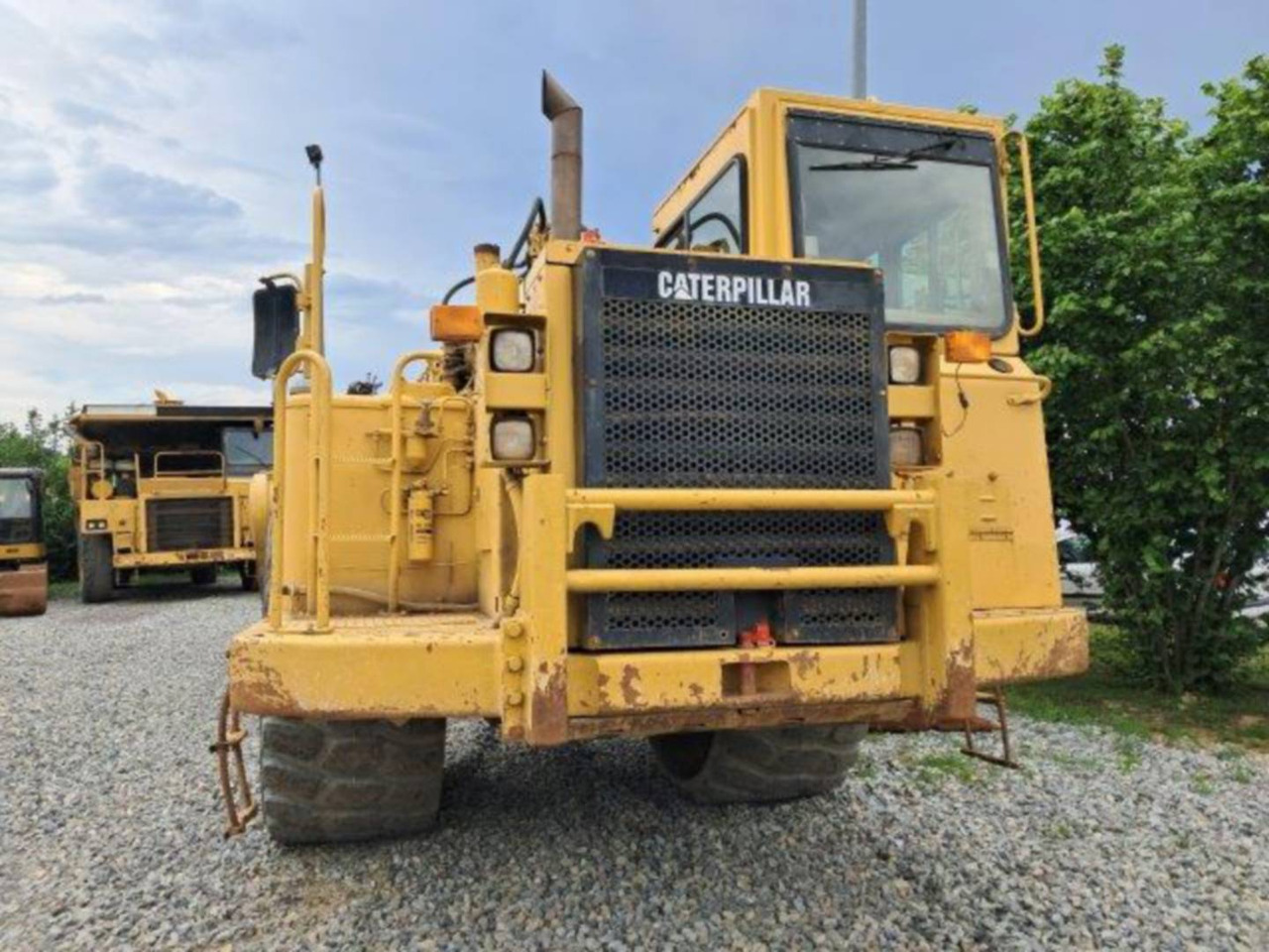 CAT 621F - Skrēperis: foto 1 CAT 621F - Skrēperis: foto 1