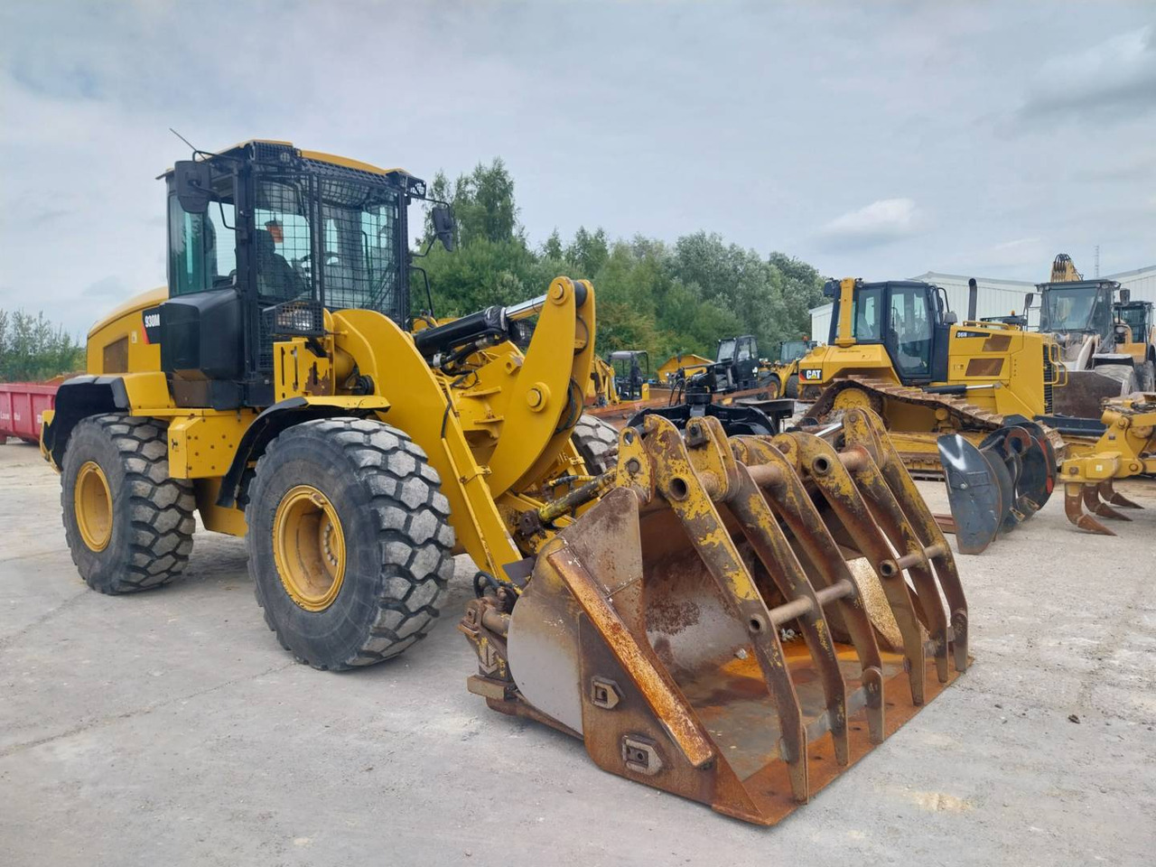 CAT 930M - Riteņu iekrāvējs: foto 2 CAT 930M - Riteņu iekrāvējs: foto 2