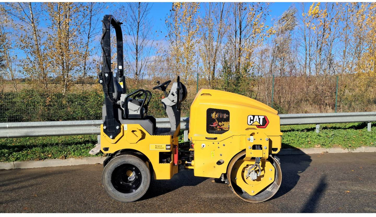 CAT CC2.7GC - Vibrorullis: foto 1 CAT CC2.7GC - Vibrorullis: foto 1