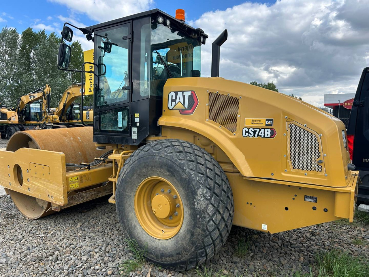 CAT CS74B 4F - Vibrorullis: foto 4 CAT CS74B 4F - Vibrorullis: foto 4