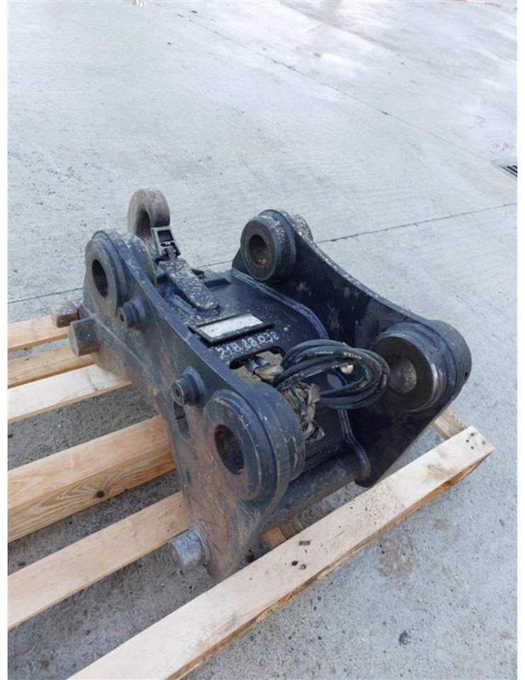 CAT CW20S/174-2496/M315F/TIM70/70/430/281 - Ātrā sakabe: foto 3 CAT CW20S/174-2496/M315F/TIM70/70/430/281 - Ātrā sakabe: foto 3