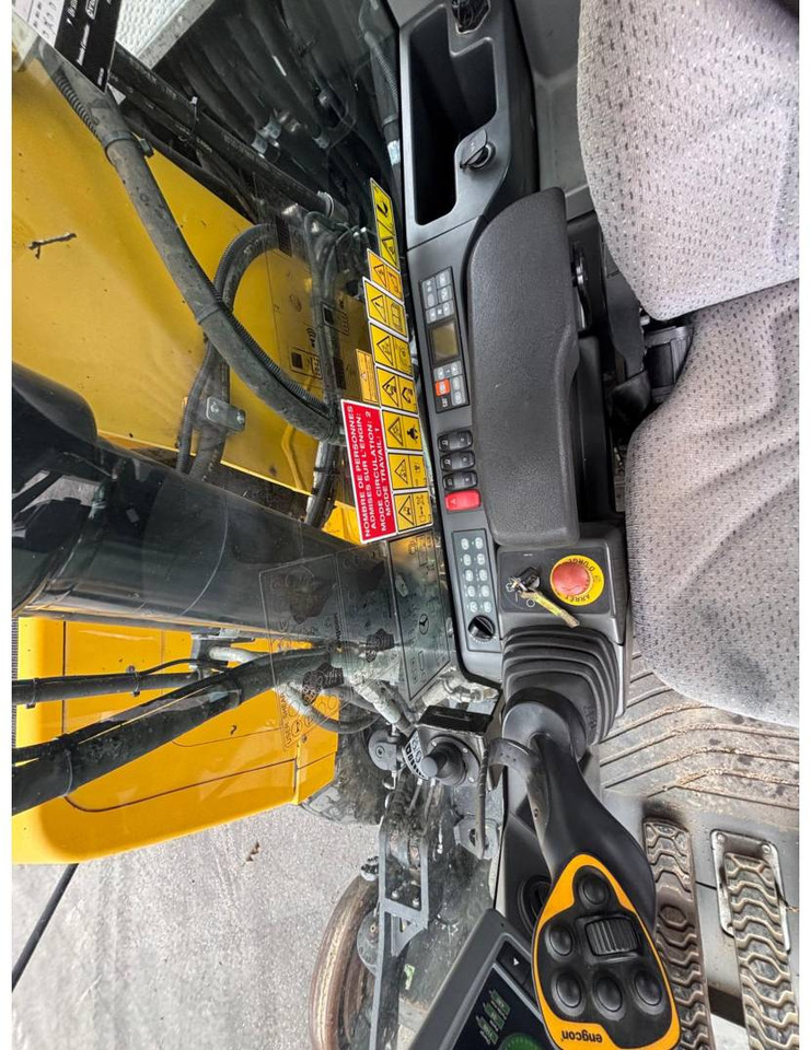 Riteņu ekskavators CAT M323F: foto 27
