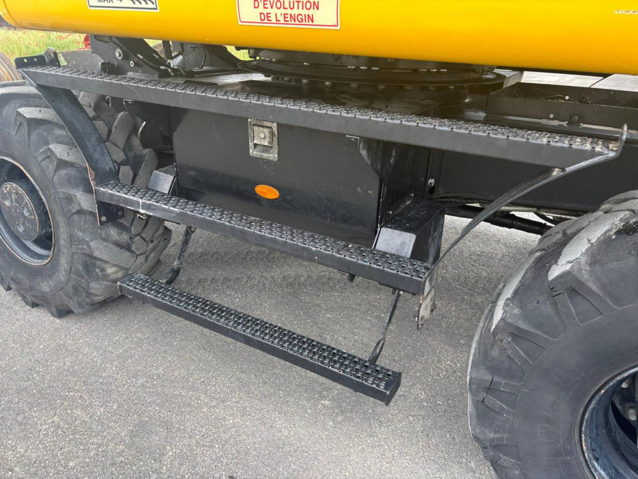 Riteņu ekskavators CAT M323F: foto 18