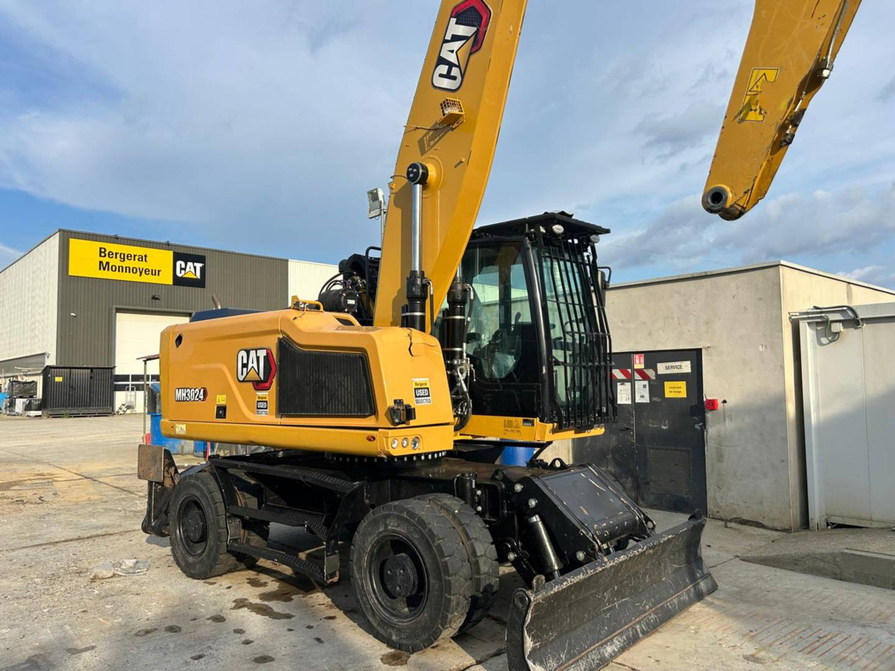 CAT MH3024-1 - Riteņu ekskavators: foto 2 CAT MH3024-1 - Riteņu ekskavators: foto 2