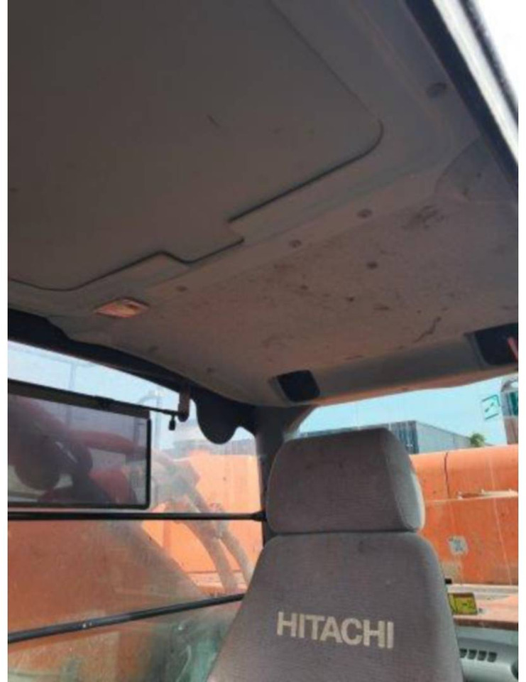 Kāpurķēžu ekskavators HITACHI ZX 670 45: foto 9