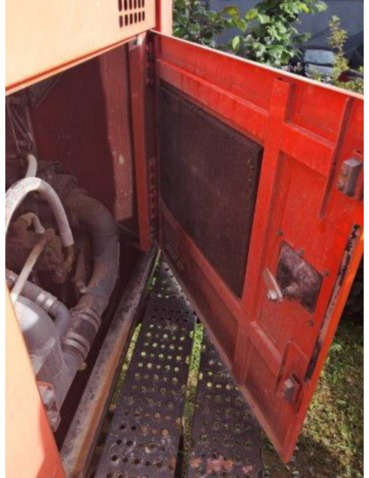 Kāpurķēžu ekskavators HITACHI ZX 670 45: foto 15