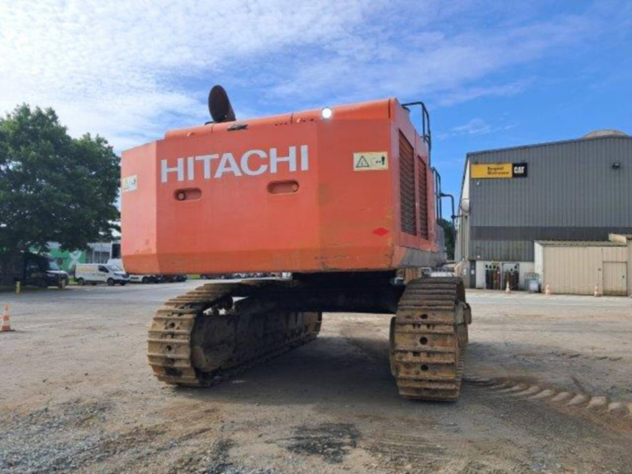 Kāpurķēžu ekskavators HITACHI ZX 670 45: foto 27