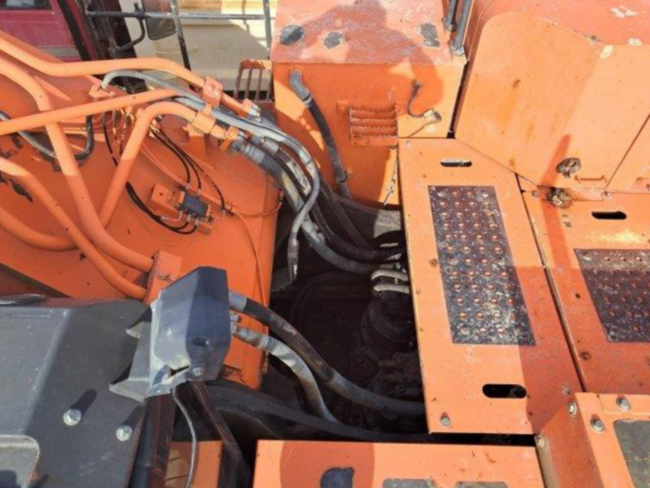 Kāpurķēžu ekskavators HITACHI ZX 670 45: foto 8