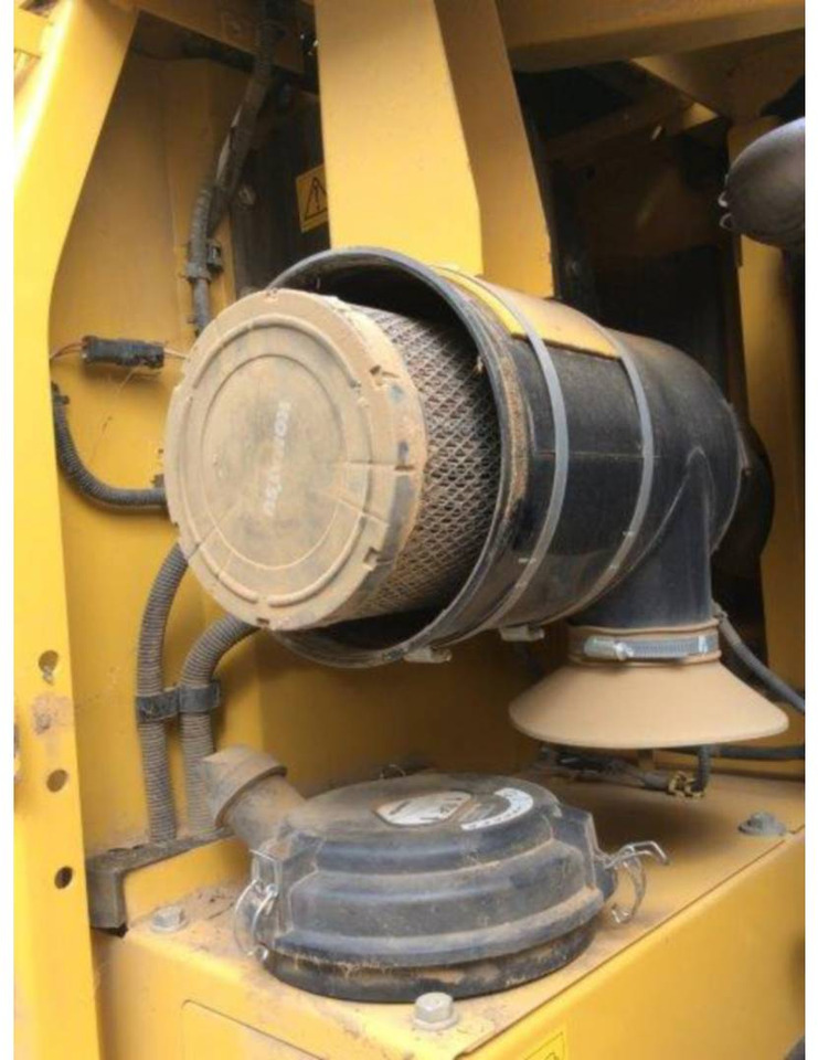 KOMATSU PC170.11 - Kāpurķēžu ekskavators: foto 5 KOMATSU PC170.11 - Kāpurķēžu ekskavators: foto 5