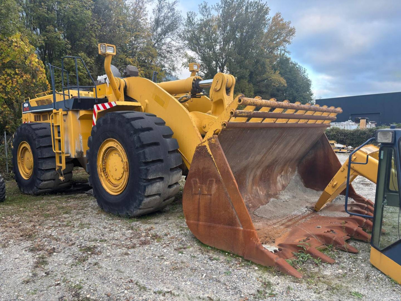 KOMATSU WA700 - Riteņu iekrāvējs: foto 2 KOMATSU WA700 - Riteņu iekrāvējs: foto 2