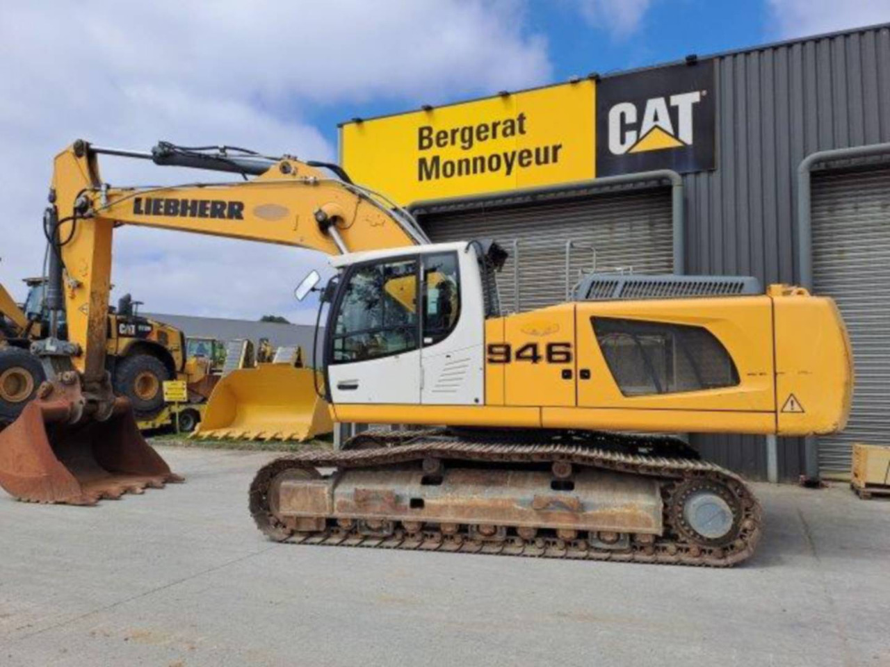 LIEBHERR R946 - Kāpurķēžu ekskavators: foto 4 LIEBHERR R946 - Kāpurķēžu ekskavators: foto 4