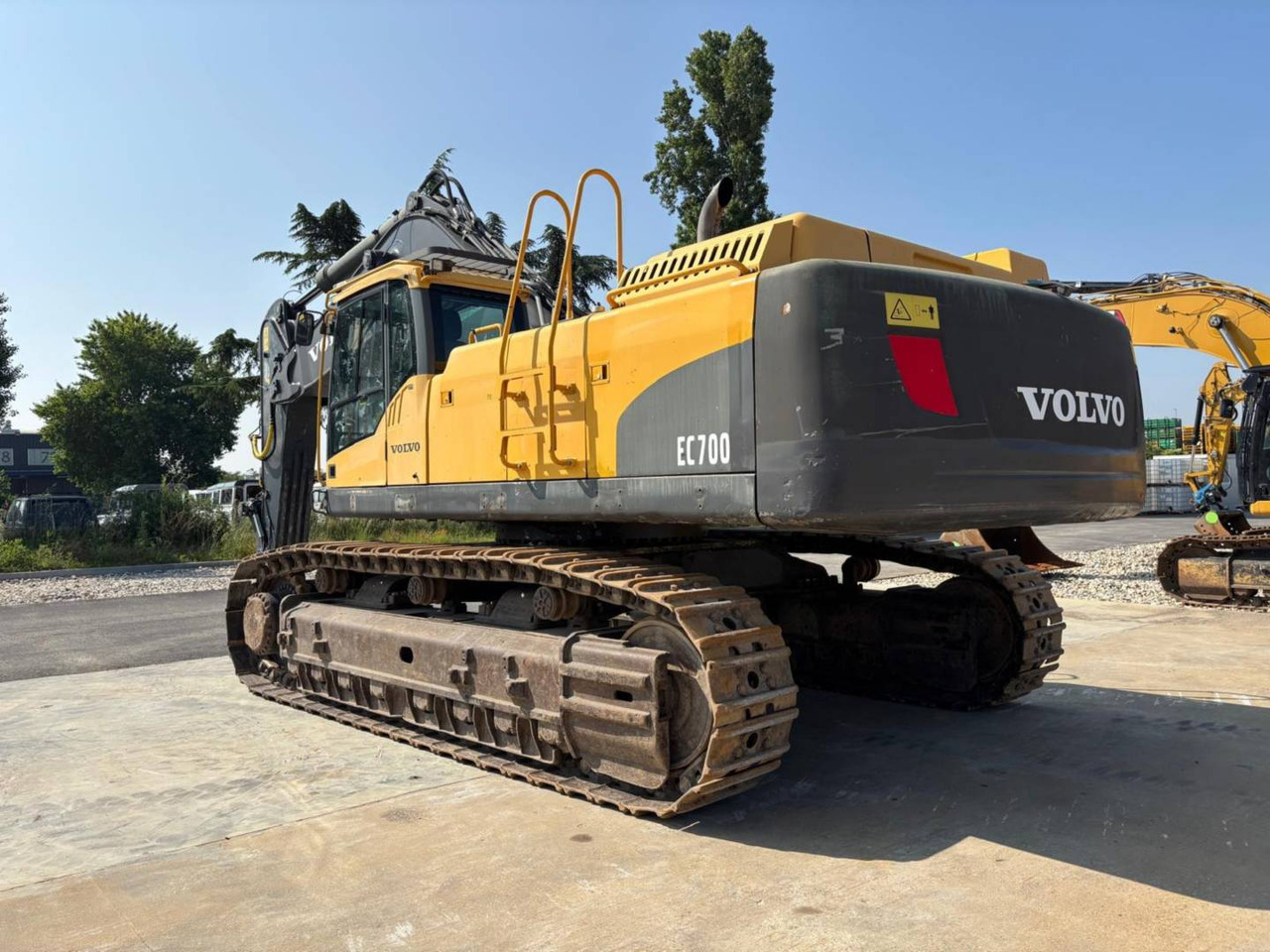 VOLVO CONSTRUCTION EQUIPMENT EC700 CL - Kāpurķēžu ekskavators: foto 3 VOLVO CONSTRUCTION EQUIPMENT EC700 CL - Kāpurķēžu ekskavators: foto 3