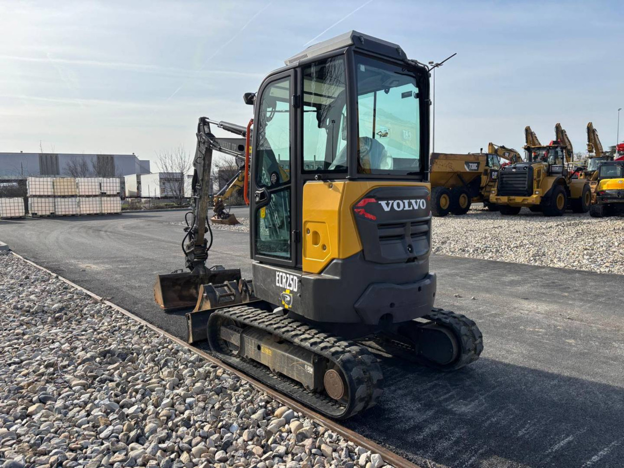 VOLVO CONSTRUCTION EQUIPMENT ECR25D - Kāpurķēžu ekskavators: foto 3 VOLVO CONSTRUCTION EQUIPMENT ECR25D - Kāpurķēžu ekskavators: foto 3