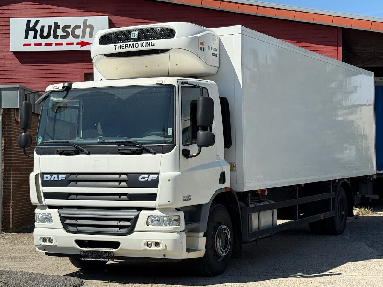 DAF CF 65.300 Tiefkühl, 2t Lbw, ThermoKing 1200 - Kravas automašīna refrižerators: foto 1 DAF CF 65.300 Tiefkühl, 2t Lbw, ThermoKing 1200 - Kravas automašīna refrižerators: foto 1