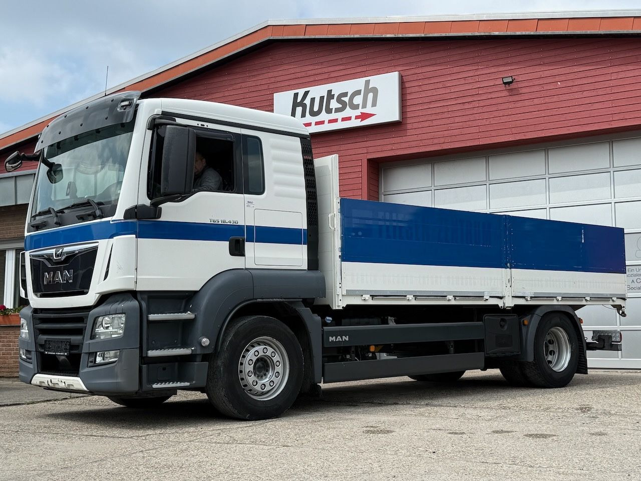 MAN TGS 18.430 BL Pritsche 5,50m, EURO 6D - Bortu kravas automašīna/ Platforma: foto 1 MAN TGS 18.430 BL Pritsche 5,50m, EURO 6D - Bortu kravas automašīna/ Platforma: foto 1