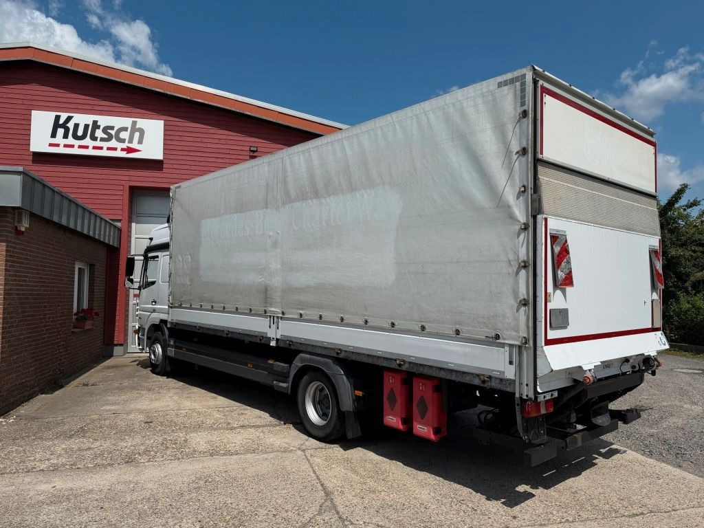 Mercedes-Benz Atego 1530L gr. Fhs. Pritsche / Plane + LBW - Kravas automašīna ar tentu: foto 4 Mercedes-Benz Atego 1530L gr. Fhs. Pritsche / Plane + LBW - Kravas automašīna ar tentu: foto 4