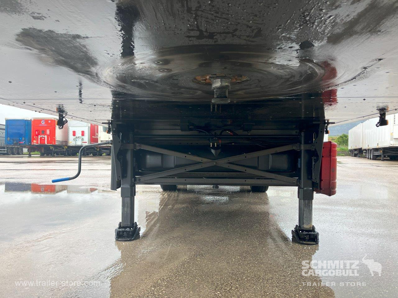 SCHMITZ Semiremolque Frigo Standard Double deck - Puspiekabe izotermiskais: foto 5 SCHMITZ Semiremolque Frigo Standard Double deck - Puspiekabe izotermiskais: foto 5