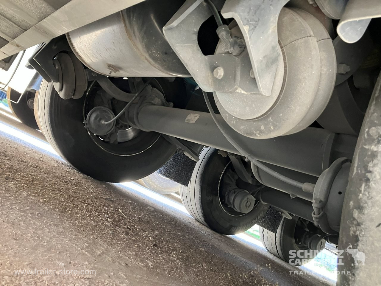 SCHMITZ Semiremolque Frigo Standard Double deck - Puspiekabe izotermiskais: foto 3 SCHMITZ Semiremolque Frigo Standard Double deck - Puspiekabe izotermiskais: foto 3