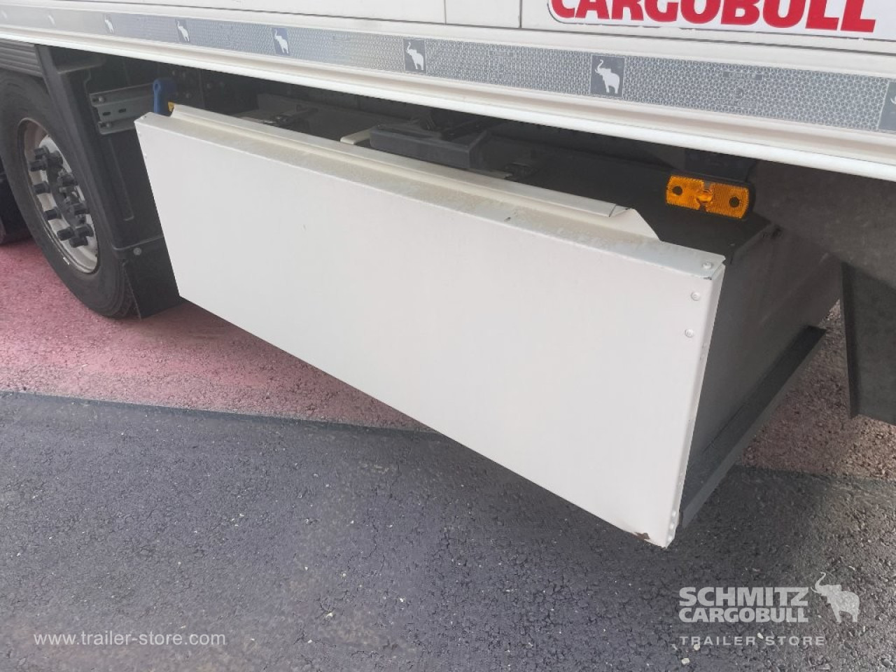 SCHMITZ Semiremolque Frigo Standard - Puspiekabe izotermiskais: foto 4 SCHMITZ Semiremolque Frigo Standard - Puspiekabe izotermiskais: foto 4