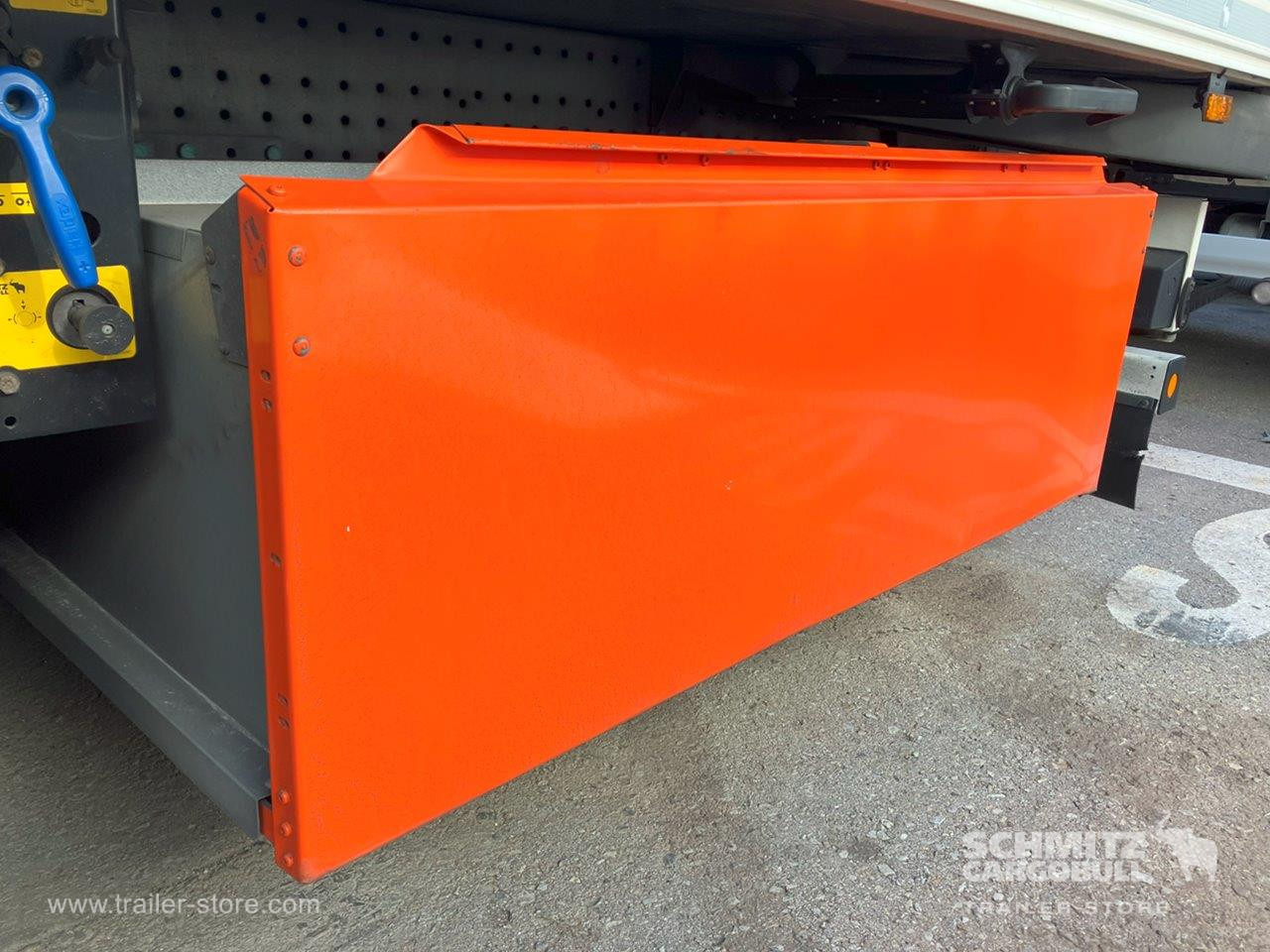 SCHMITZ Semiremolque Frigo Standard - Puspiekabe izotermiskais: foto 4 SCHMITZ Semiremolque Frigo Standard - Puspiekabe izotermiskais: foto 4
