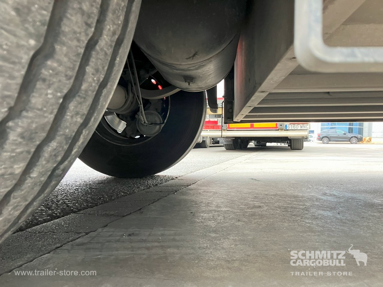 SCHMITZ Semiremolque Frigo Standard - Puspiekabe izotermiskais: foto 5 SCHMITZ Semiremolque Frigo Standard - Puspiekabe izotermiskais: foto 5