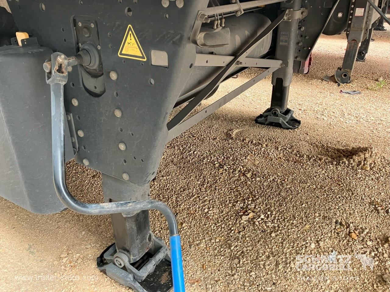 SCHMITZ Semiremolque Frigo Standard - Puspiekabe izotermiskais: foto 2 SCHMITZ Semiremolque Frigo Standard - Puspiekabe izotermiskais: foto 2