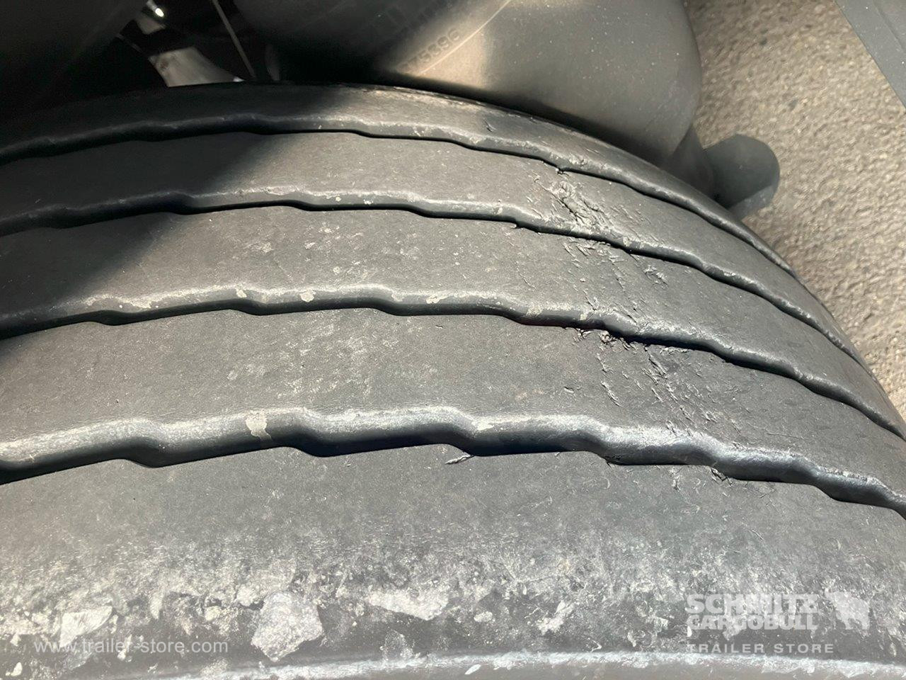 SCHMITZ Semiremolque Frigo Standard - Puspiekabe izotermiskais: foto 2 SCHMITZ Semiremolque Frigo Standard - Puspiekabe izotermiskais: foto 2