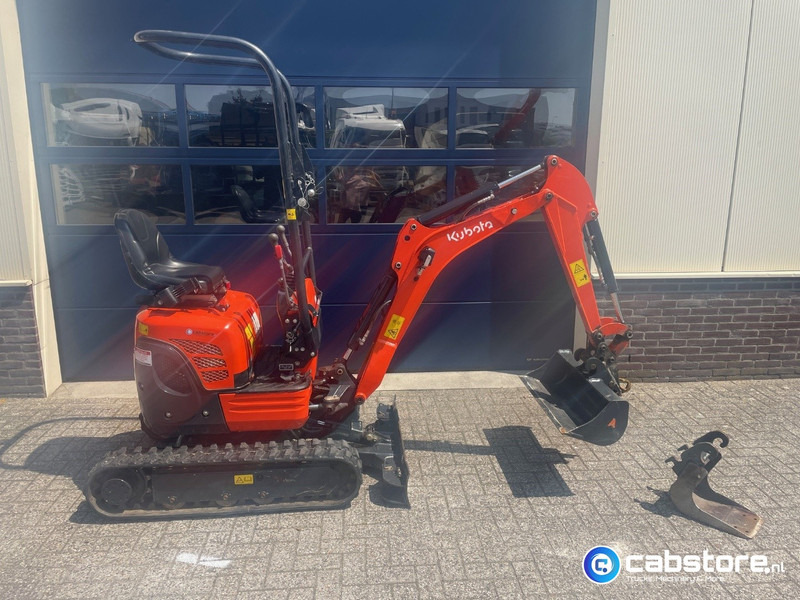 Kubota U10-3 Mini graafmachine - 900 kg - Verbreedbaar - Bouwjaar 2020 - Uren 1193 !! - 2 graafbakken - Zeer mooie machine - Mini-ekskavators: foto 4 Kubota U10-3 Mini graafmachine - 900 kg - Verbreedbaar - Bouwjaar 2020 - Uren 1193 !! - 2 graafbakken - Zeer mooie machine - Mini-ekskavators: foto 4