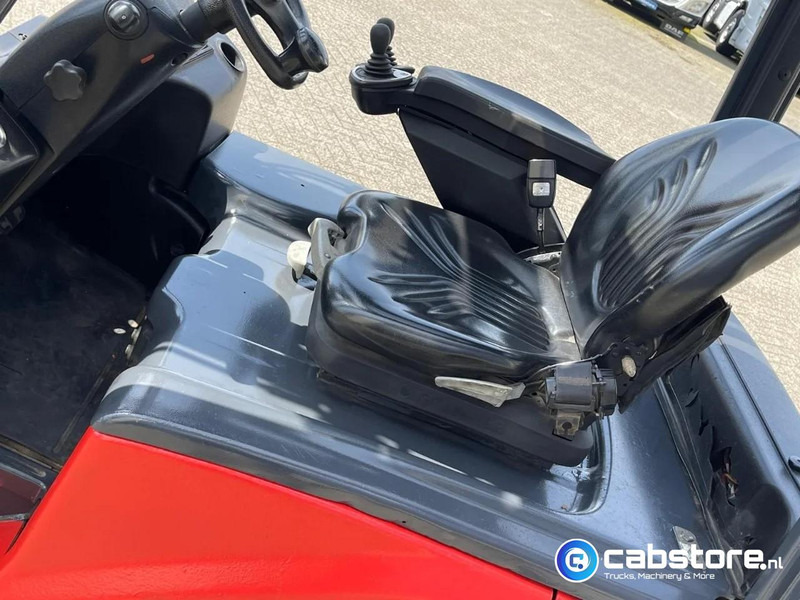 Linde E18PH-01 Elektrische hef truck - Electric Forklift - Year 2011- Side shift - Vorkverstelling - Autokrāvējs: foto 5 Linde E18PH-01 Elektrische hef truck - Electric Forklift - Year 2011- Side shift - Vorkverstelling - Autokrāvējs: foto 5