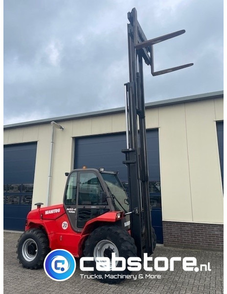 Manitou M 50-4 Turbo offroad forklift 4x4 Ruwterrein heftruck - Bouwjaar 2012 - Freelift - 5 Ton - Bezceļu autokrāvējs: foto 5 Manitou M 50-4 Turbo offroad forklift 4x4 Ruwterrein heftruck - Bouwjaar 2012 - Freelift - 5 Ton - Bezceļu autokrāvējs: foto 5