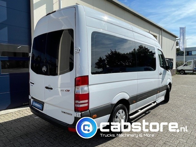 Mercedes-Benz SPRINTER 211 CDI - L2/H2- Automatische versnellingsbak - 9 Persoons - Bouwjaar 2009 - APK tot 17-01-2026 ! - Side bars - Privacy glas - Airco - Mikroautobuss, Pasažieru furgons: foto 4 Mercedes-Benz SPRINTER 211 CDI - L2/H2- Automatische versnellingsbak - 9 Persoons - Bouwjaar 2009 - APK tot 17-01-2026 ! - Side bars - Privacy glas - Airco - Mikroautobuss, Pasažieru furgons: foto 4
