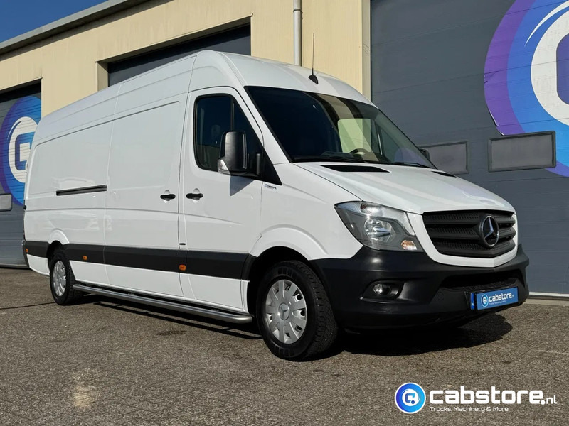 Mercedes-Benz Sprinter 316 CDI L3/H2 316 CDI Euro 5 - L3/H2 - Automaat - Geïntegreerde rijplaten in vloer - Bearlock - Year 2015 - Nieuwe banden - Kravas mikroautobuss: foto 2 Mercedes-Benz Sprinter 316 CDI L3/H2 316 CDI Euro 5 - L3/H2 - Automaat - Geïntegreerde rijplaten in vloer - Bearlock - Year 2015 - Nieuwe banden - Kravas mikroautobuss: foto 2