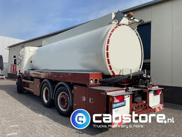 Scania P 380 B 6X2*4 HNA - RETARDER - Tankwagen olie - Olietank - ADR - 16.920 liter - Bouwjaar 2007 - Km 881.924 - Autocisterna: foto 3 Scania P 380 B 6X2*4 HNA - RETARDER - Tankwagen olie - Olietank - ADR - 16.920 liter - Bouwjaar 2007 - Km 881.924 - Autocisterna: foto 3