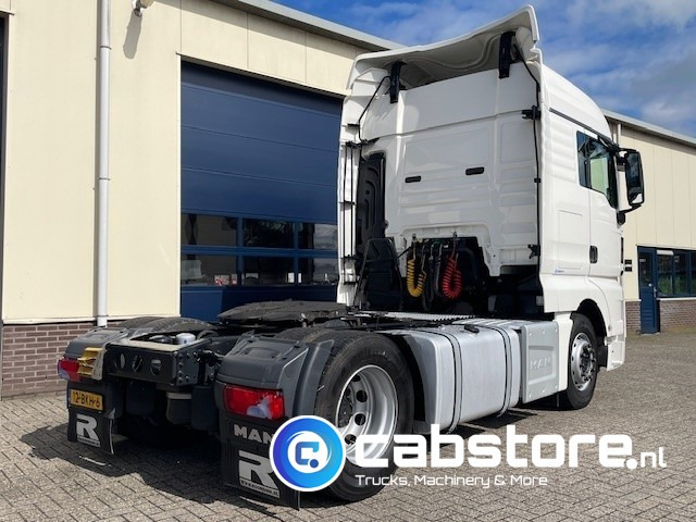 MAN TGX 18.420 4x2 Euro 6 MAN TGX 18.420 4x2 BLS Euro 6 - XLX Cabine - WB 360 - Bouwjaar 2018 - Km 681.675 - Good condition! - Vilcējs: foto 3 MAN TGX 18.420 4x2 Euro 6 MAN TGX 18.420 4x2 BLS Euro 6 - XLX Cabine - WB 360 - Bouwjaar 2018 - Km 681.675 - Good condition! - Vilcējs: foto 3
