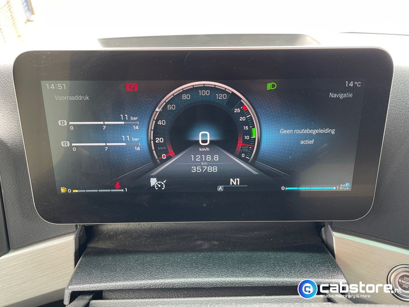 Vilcējs Mercedes-Benz Actros 3363 6x4 SLT Euro 6 3363 6x4 SLT Euro 6 - Zwaartransport - Heavy Load - Schwertransporte - 140 Ton - Year 2024 - Km 35.788 !! - Turbo Retarder Clutch - LIKE NEW !!: foto 16
