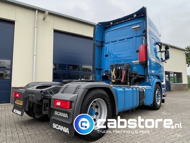 Scania R450 LA4X2MNA Euro 6 Topline Scania R450 LA4X2MNA Euro 6 - Topline - 2 Dieseltanks - Bouwjaar 2015 - Good condition - Vilcējs: foto 4 Scania R450 LA4X2MNA Euro 6 Topline Scania R450 LA4X2MNA Euro 6 - Topline - 2 Dieseltanks - Bouwjaar 2015 - Good condition - Vilcējs: foto 4