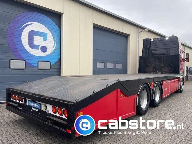 Volvo FH 12.460 6x2R Euro 3 - Oprijwagen - Machinetransporter - Year 2002 - APK tot 11-2025 - MANUAL - NL Truck - Autovedējs: foto 5 Volvo FH 12.460 6x2R Euro 3 - Oprijwagen - Machinetransporter - Year 2002 - APK tot 11-2025 - MANUAL - NL Truck - Autovedējs: foto 5